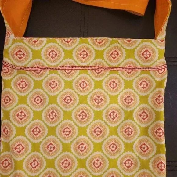 Handcrafted Women's White/Orange/Green Cotton Lined Crossbody Bag EUC 10"W 11"H - Picture 4 of 6
